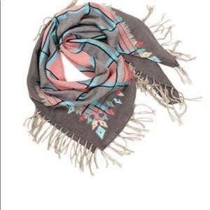 Harold Scarf
by Amet & Ladoue, Retail